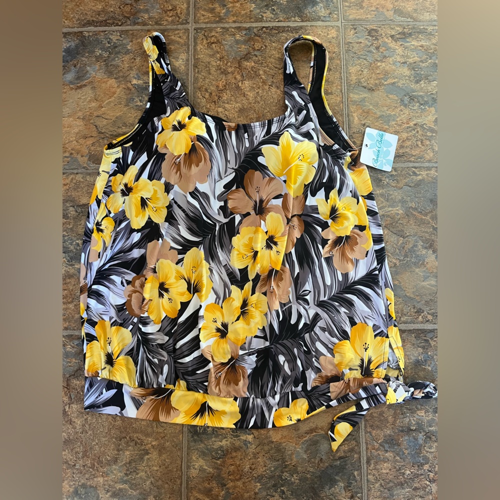 Tankini bathing suit top. Beach belle new with tags. Size 22